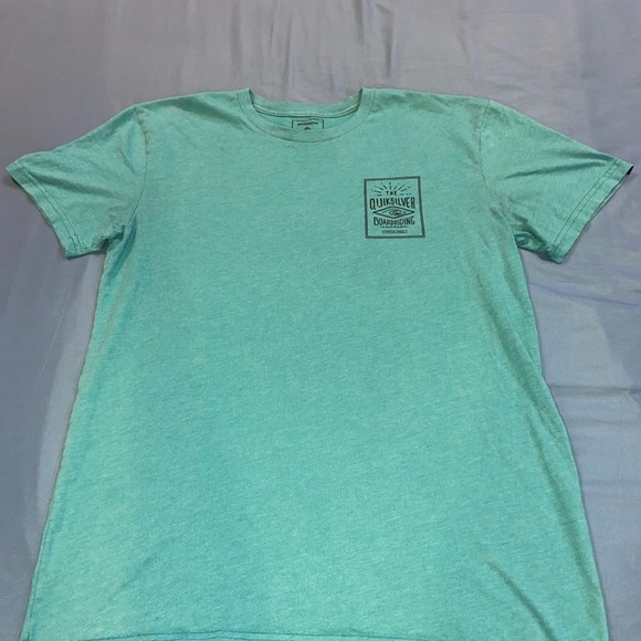 Blue Quicksilver Short Sleeve. Size Mens Small - Picture 1 of 4